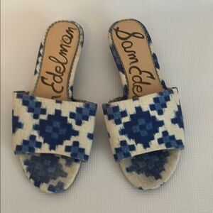 Sam Edelman Blue and Cream Geometric Slide Sandals
